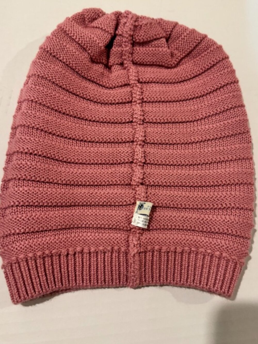 Portolano Knitted Pink Wool Winter Beanie - Perfect Condition - Picture 5 of 5
